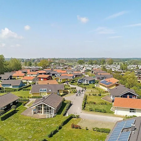 6 Person In 別荘 グレーミッツ